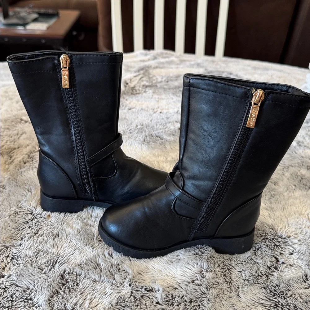 NWOT Bebe Girls Toddler 8 Black Gold Zipper Riding Boots Winter Bow Faux Leather
